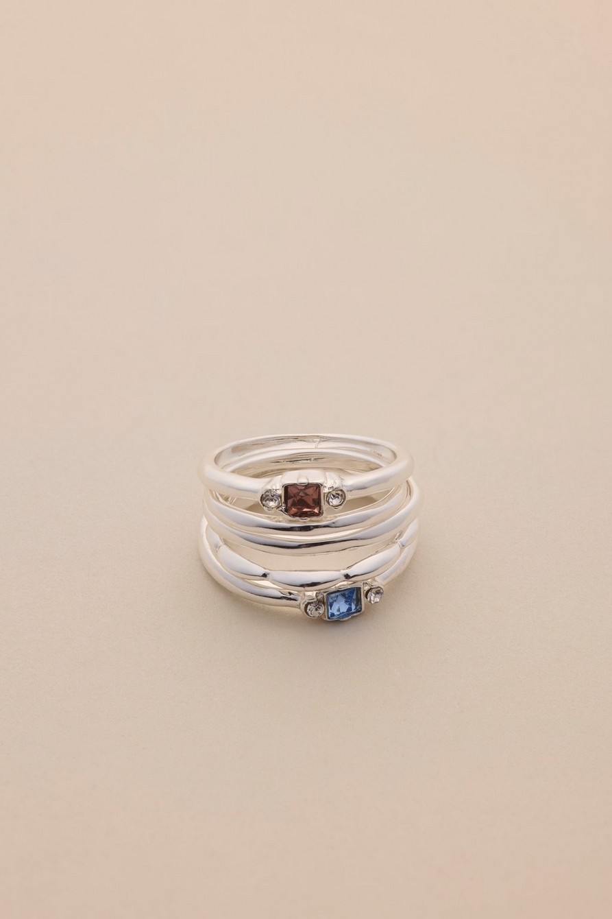 delicate ring stack